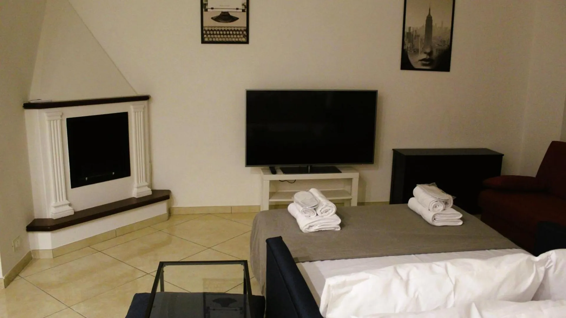 Parthenope Morghen Apartment - Napoli San Martino Funicolare Vomero Naples
