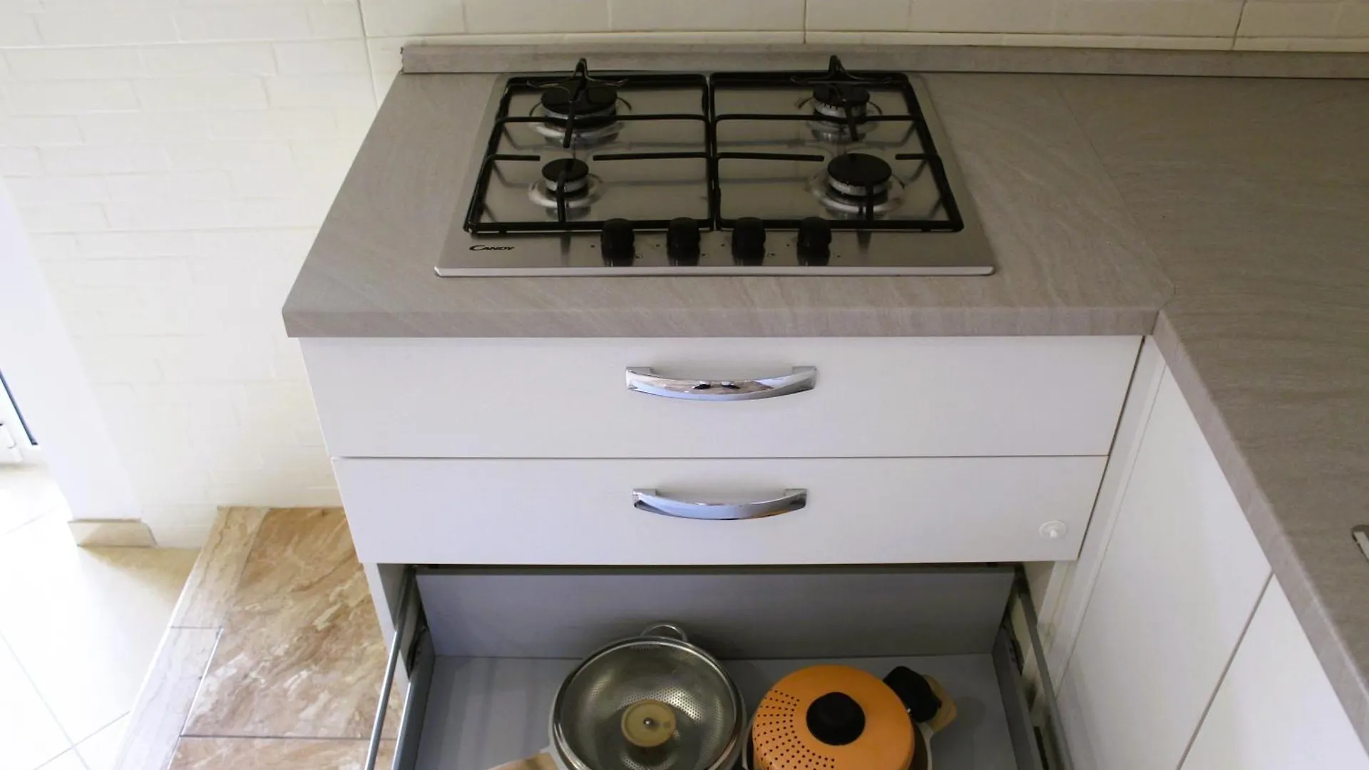Parthenope Morghen Apartment - Napoli San Martino Funicolare Vomero Italy