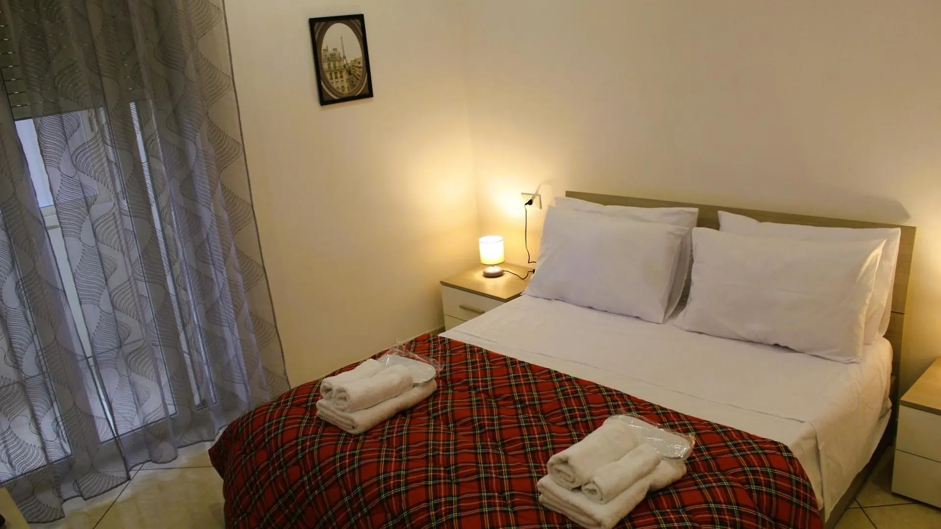Parthenope Morghen Apartment - Napoli San Martino Funicolare Vomero Italien
