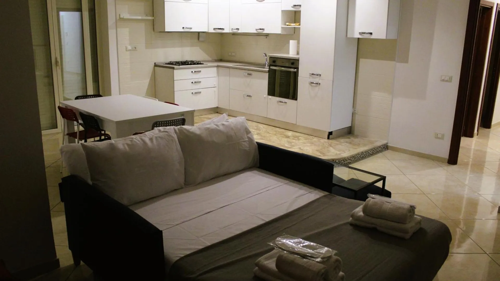 Parthenope Morghen Apartment - Napoli San Martino Funicolare Vomero
